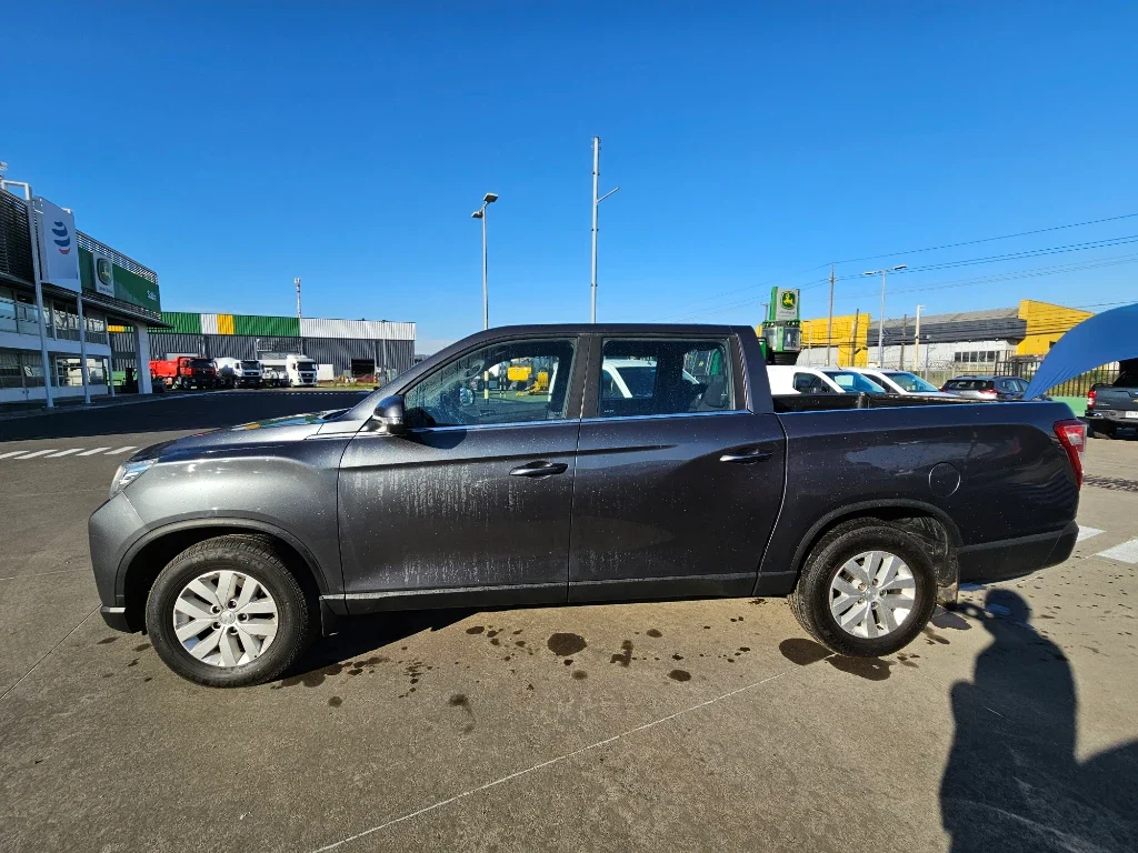 Ssangyong Grand Musso Grand Musso 2.2 4x2 Mt año 2023