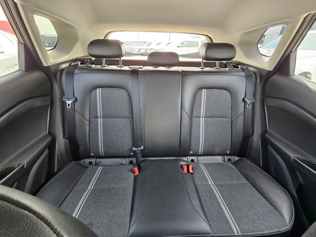 Chevrolet Tracker 1.2t Ltz R 4x2 At 5p año 2025