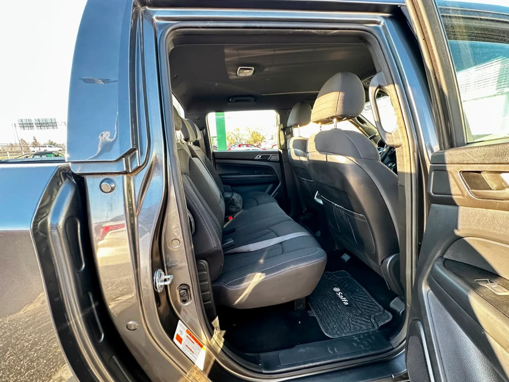Ssangyong Grand Musso Grand Musso 2.2 4x2 Mt Full-Ql612 año 2023