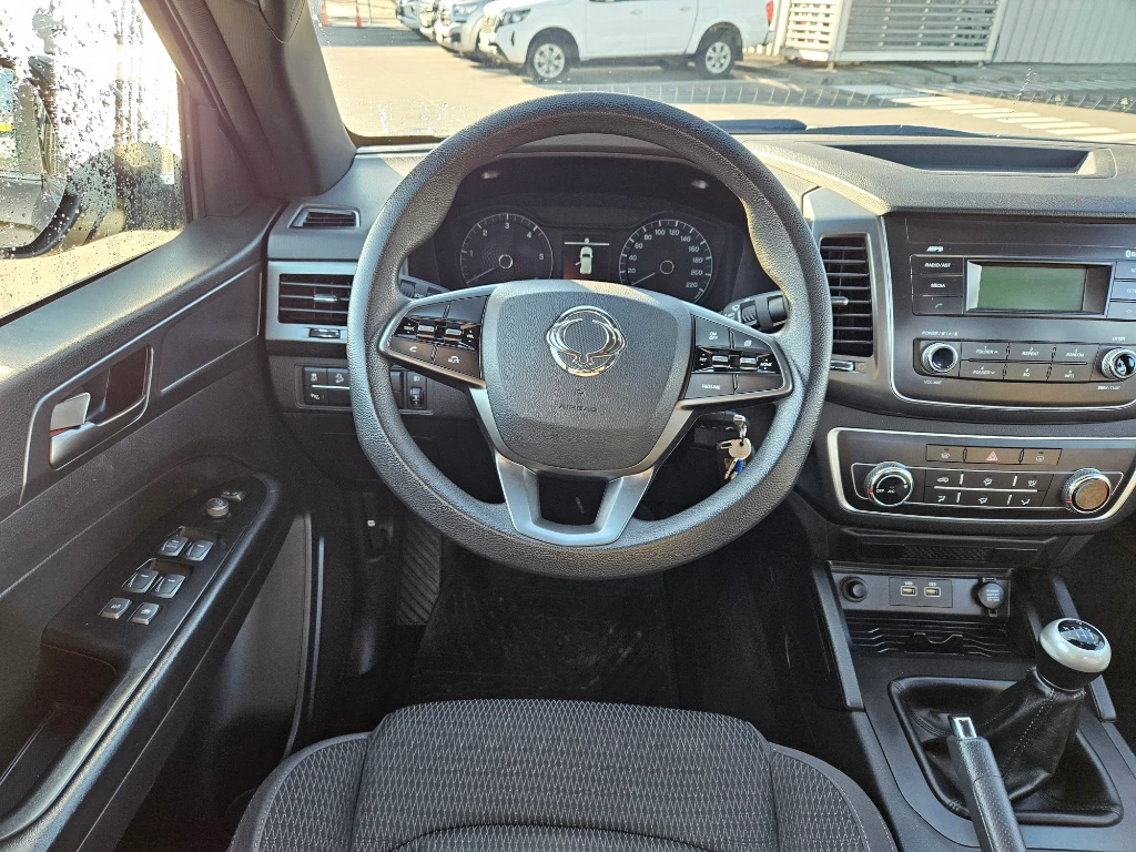 Ssangyong Grand Musso Grand Musso 2.2 4x2 Mt año 2023