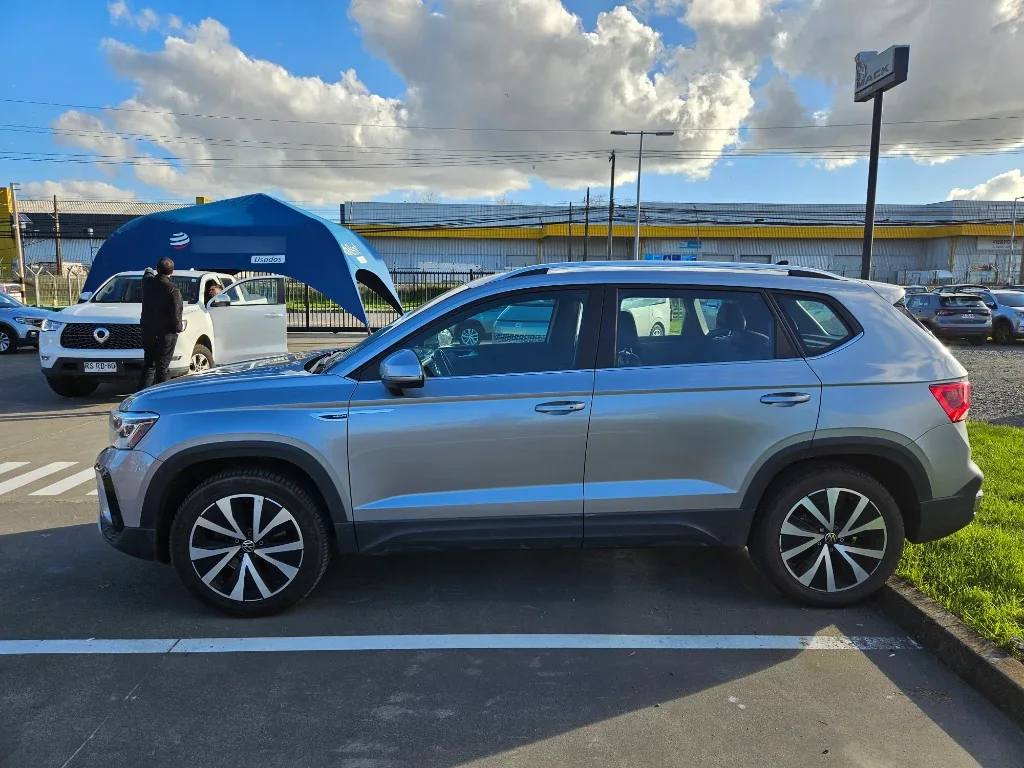 Volkswagen Taos Taos 1.4 Tsi At Highline año 2023