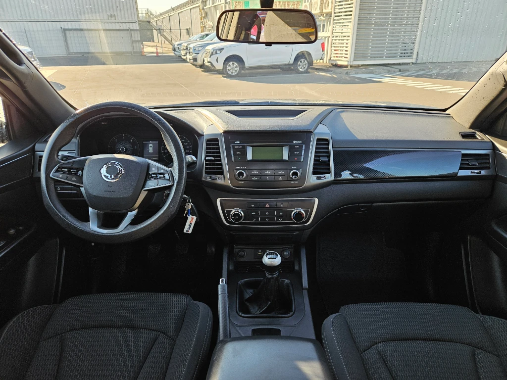 Ssangyong Grand Musso Grand Musso 2.2 4x2 Mt año 2023