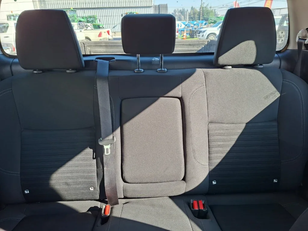 Nissan Navara Dc 4x2 2.3tdi Xe año 2023