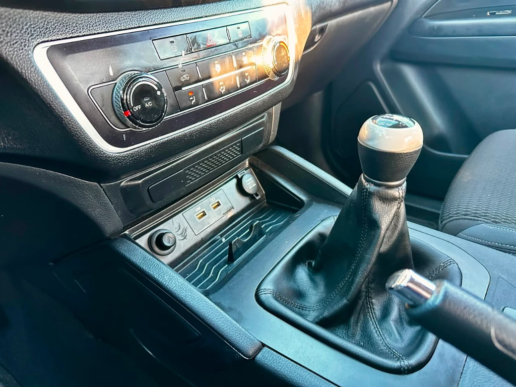 Ssangyong Grand Musso Grand Musso 2.2 4x2 Mt Full-Ql612 año 2023