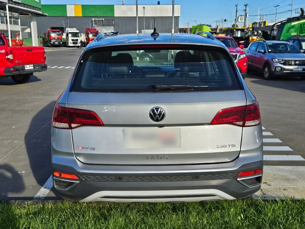 Volkswagen Taos Taos 1.4 Tsi At Highline año 2023