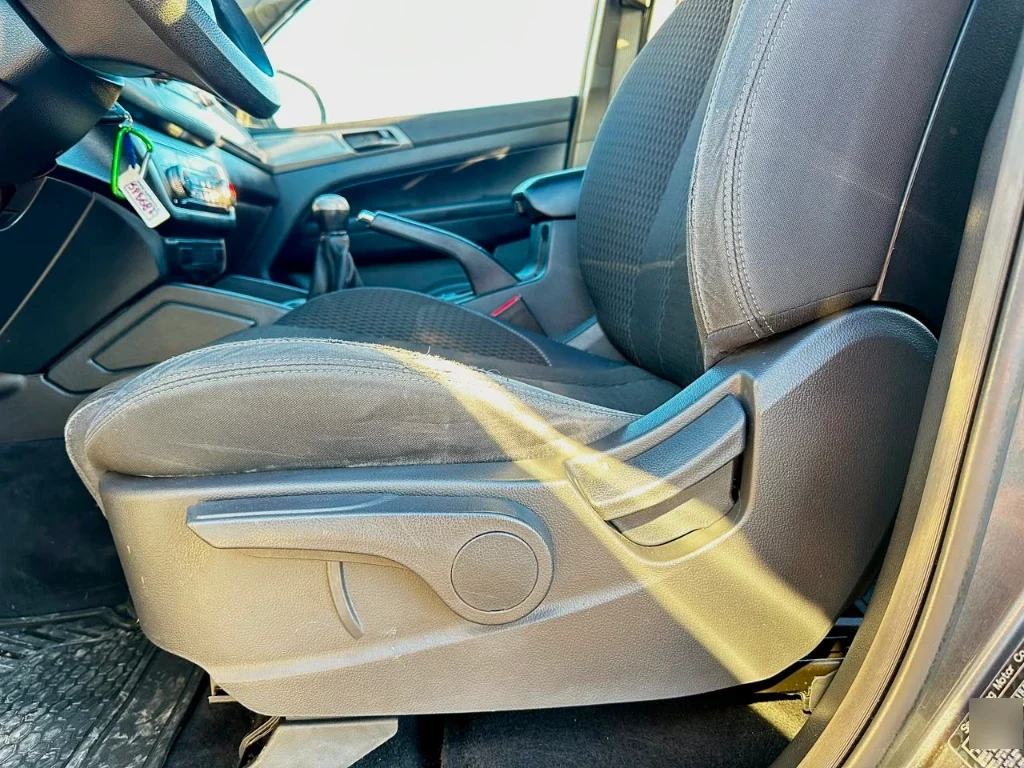 Ssangyong Grand Musso Grand Musso 2.2 4x2 Mt Full-Ql612 año 2023