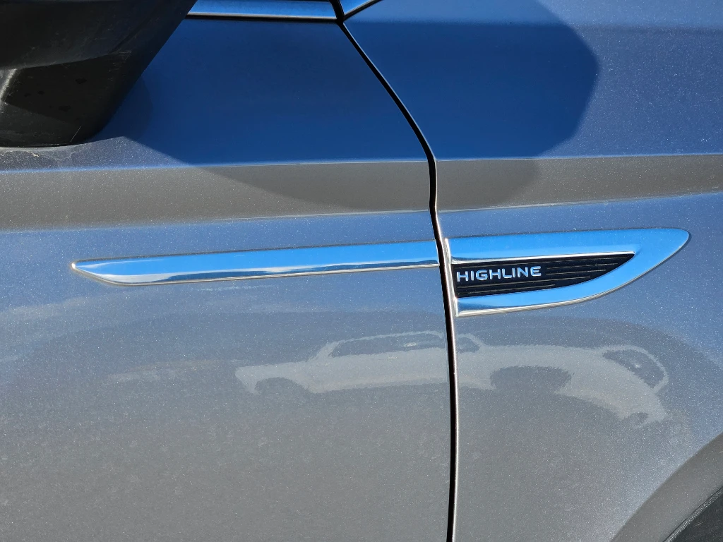 Volkswagen Taos Taos 1.4 Tsi At Highline año 2023