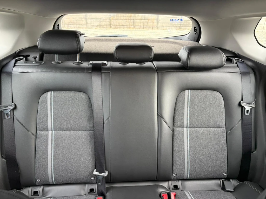 Chevrolet Tracker 1.2t Ltz R 4x2 At 5p año 2025