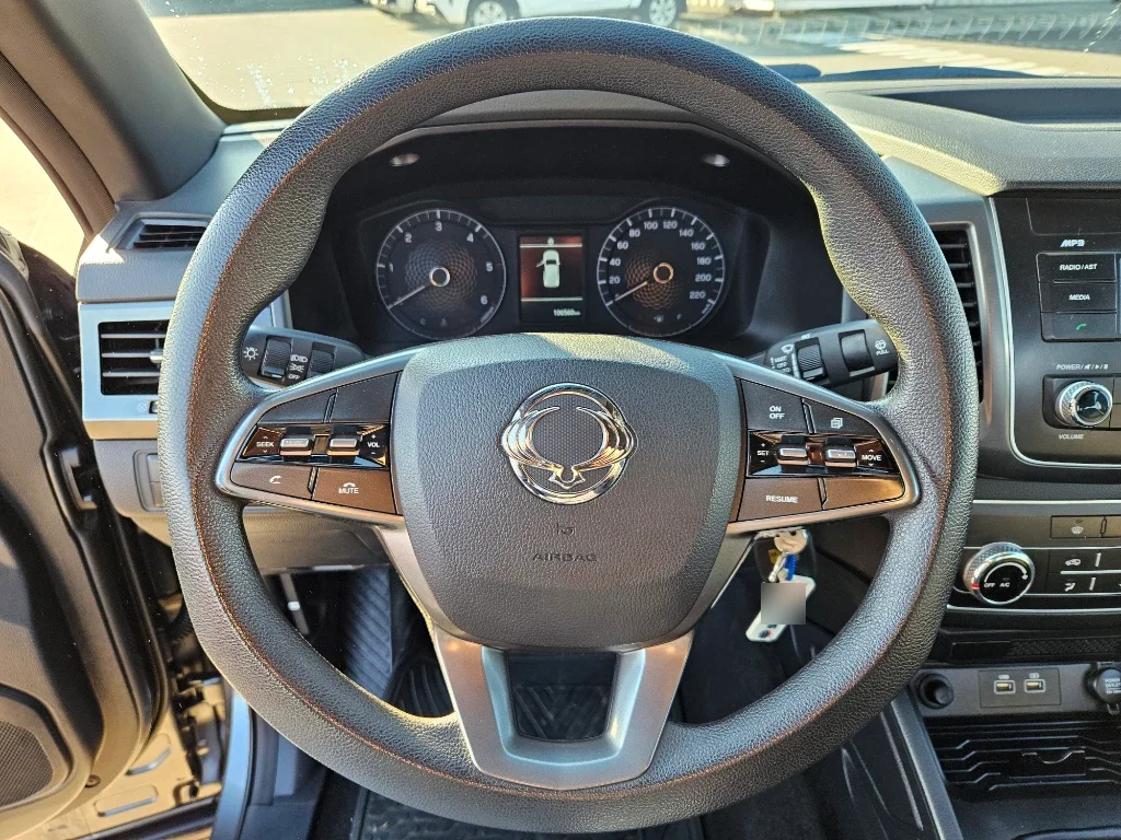 Ssangyong Grand Musso Grand Musso 2.2 4x2 Mt año 2023