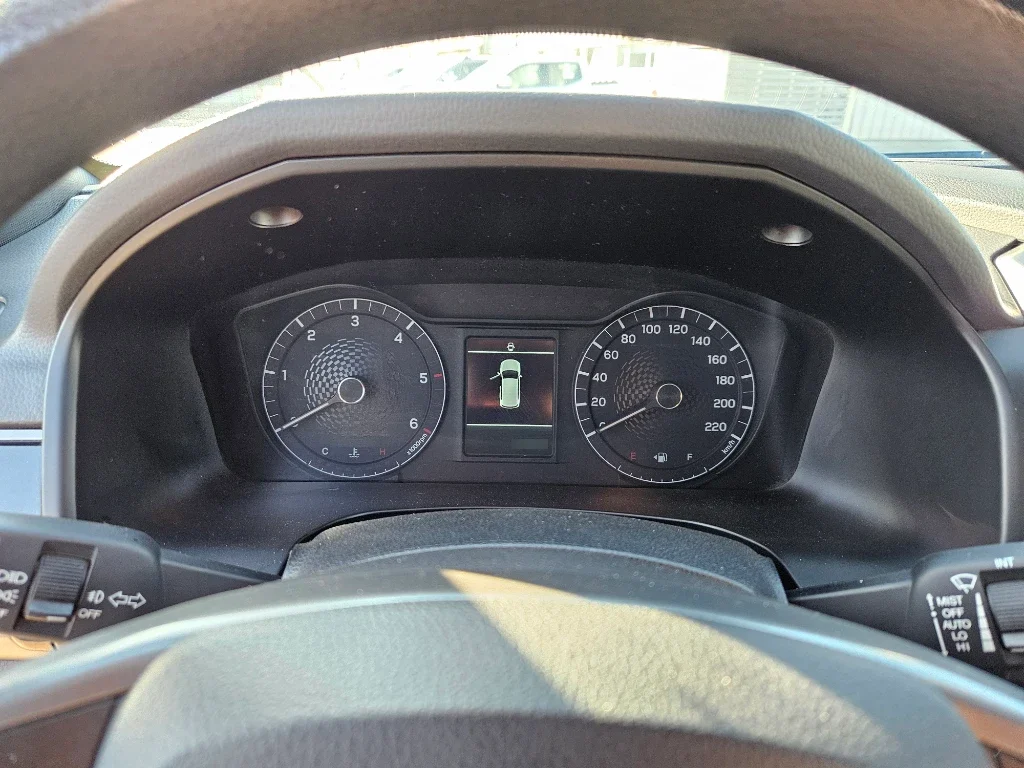 Ssangyong Grand Musso Grand Musso 2.2 4x2 Mt año 2023