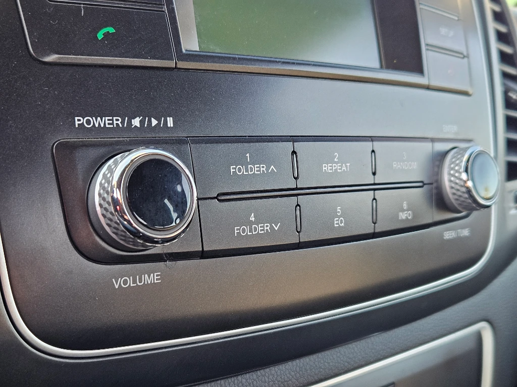 Ssangyong Grand Musso Grand Musso 2.2 4x2 Mt año 2023