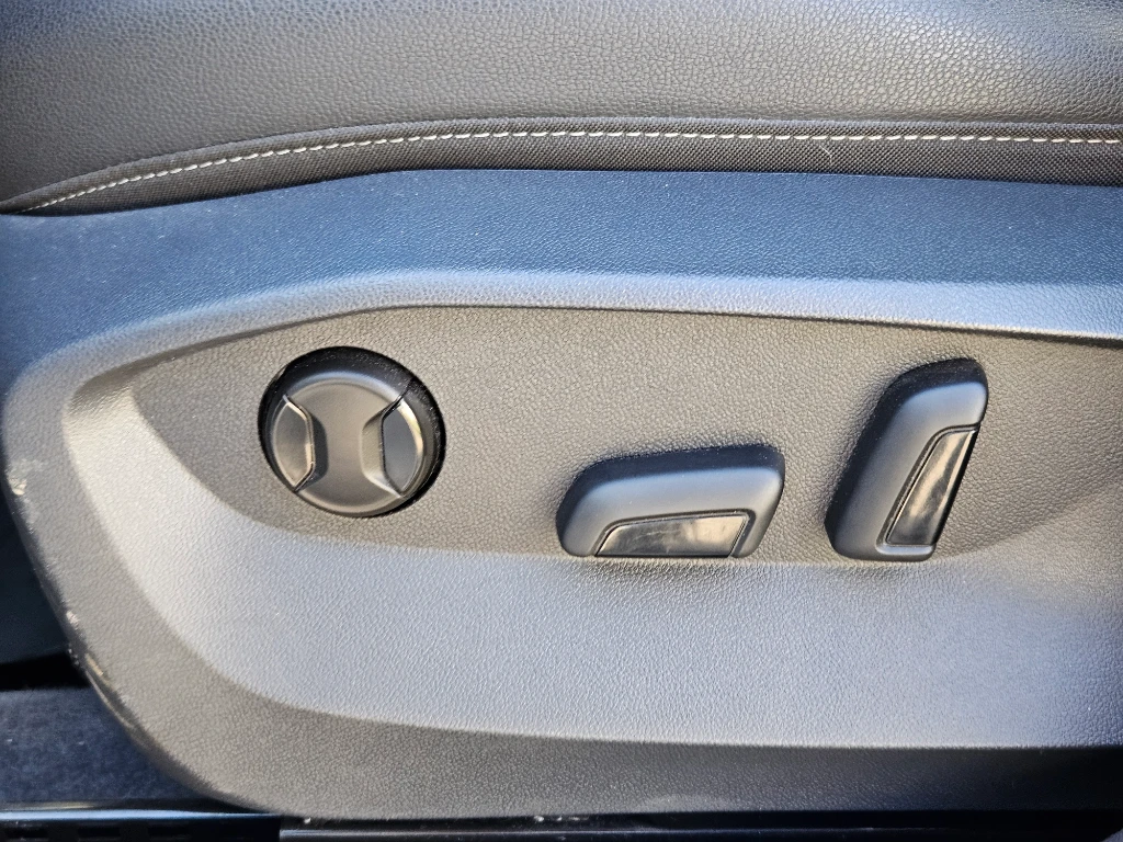 Volkswagen Taos Taos 1.4 Tsi At Highline año 2023