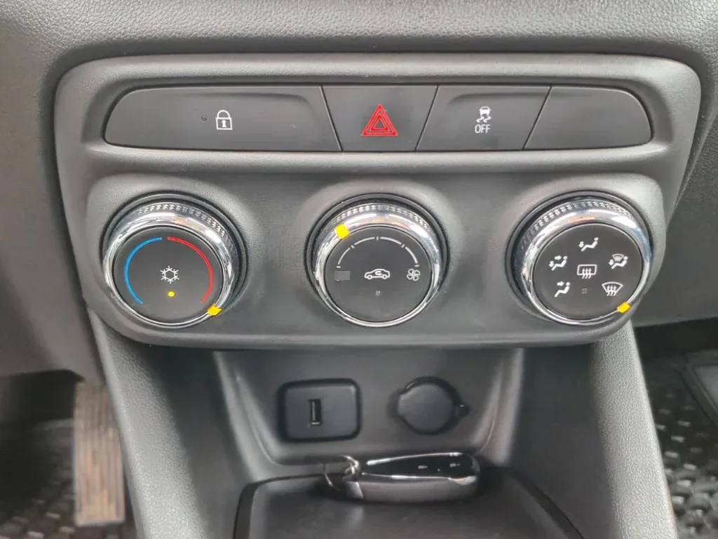 Chevrolet Tracker 1.2t Ltz At año 2025