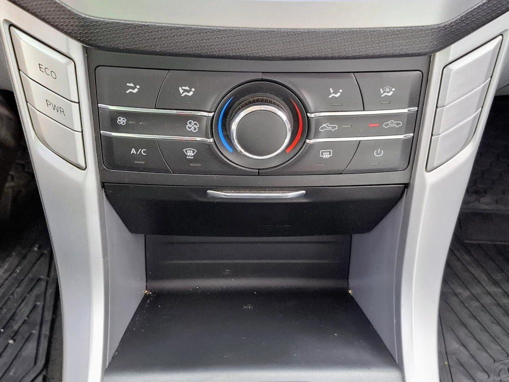 Maxus T60 T60 Dx 4x2 Dc 2.8d año 2023