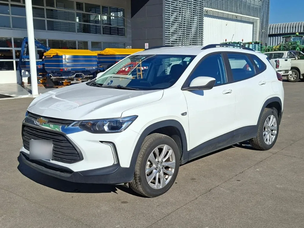 Chevrolet Tracker 1.2t Ltz R 4x2 At 5p año 2025