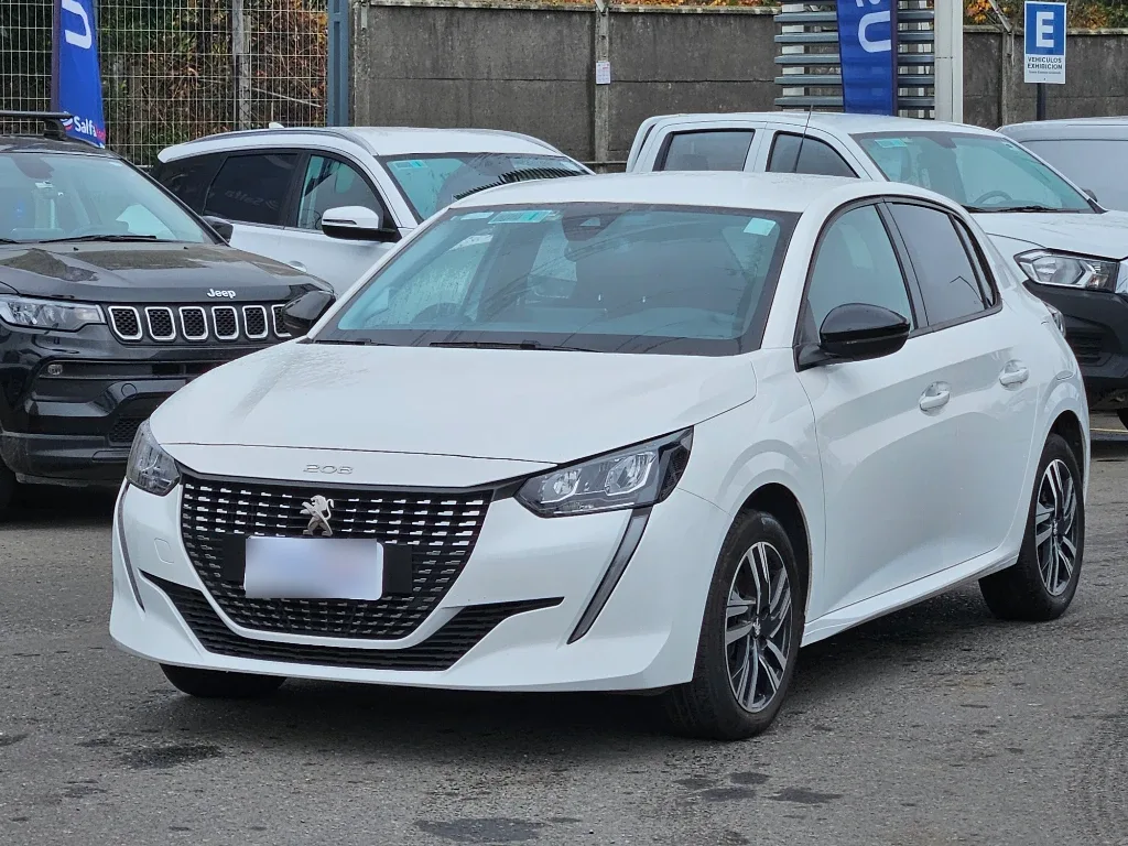 Peugeot 208 208 Puretech 100 Hb 1.2 año 2023