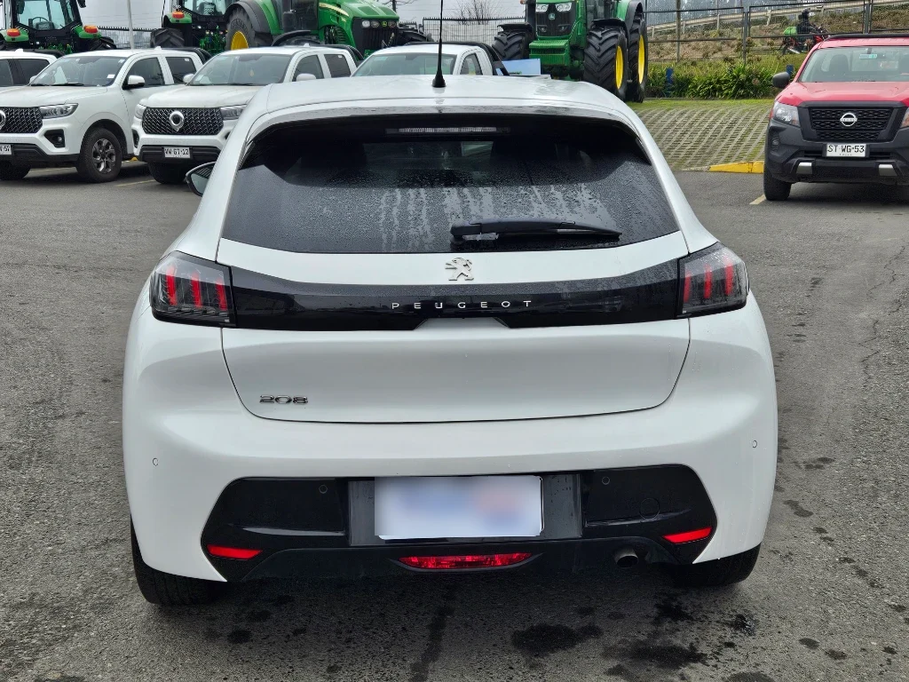 Peugeot 208 208 Puretech 100 Hb 1.2 año 2023