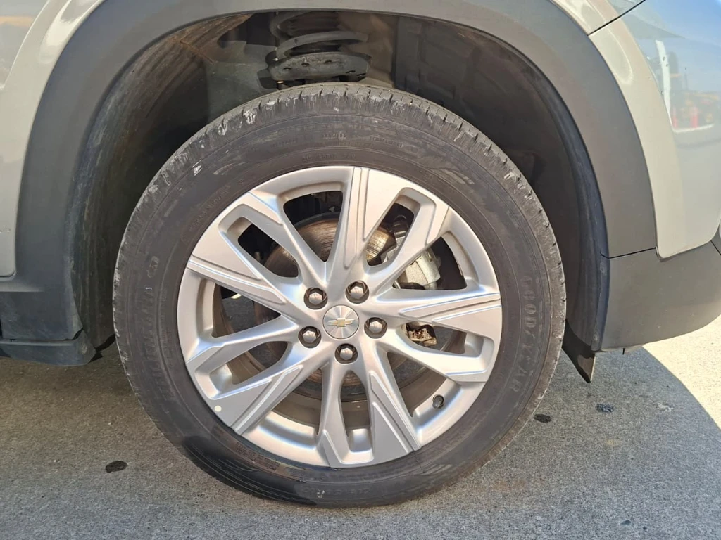 Chevrolet Tracker 1.2t Ltz R 4x2 At año 2025