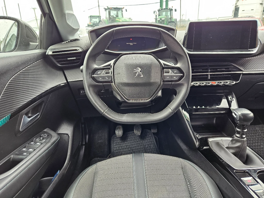 Peugeot 208 208 Puretech 100 Hb 1.2 año 2023