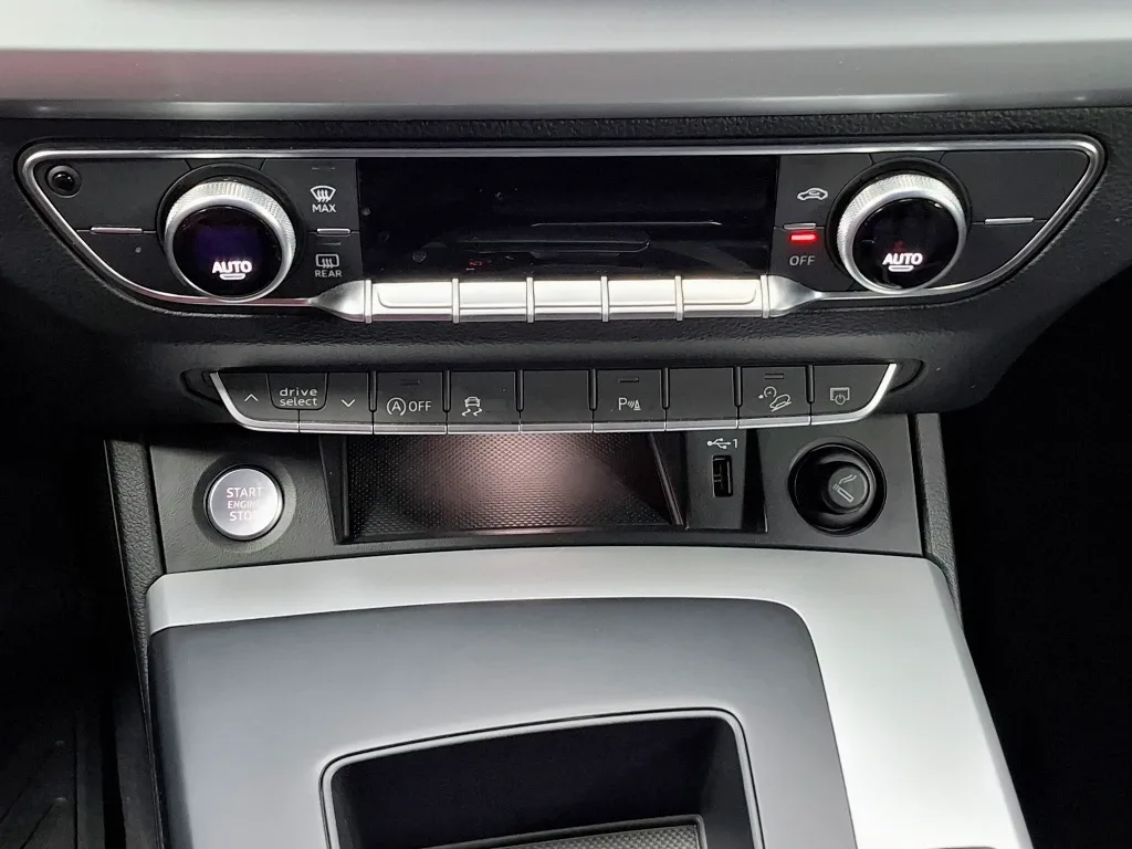 Audi Q5 Q5 45 Tfsi Sport año 2024