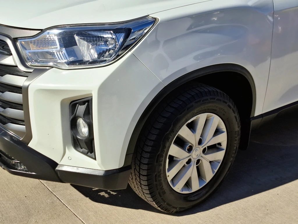 Ssangyong Grand Musso Grand Musso 2.2 4x4 Mt Full-Ql712 año 2023