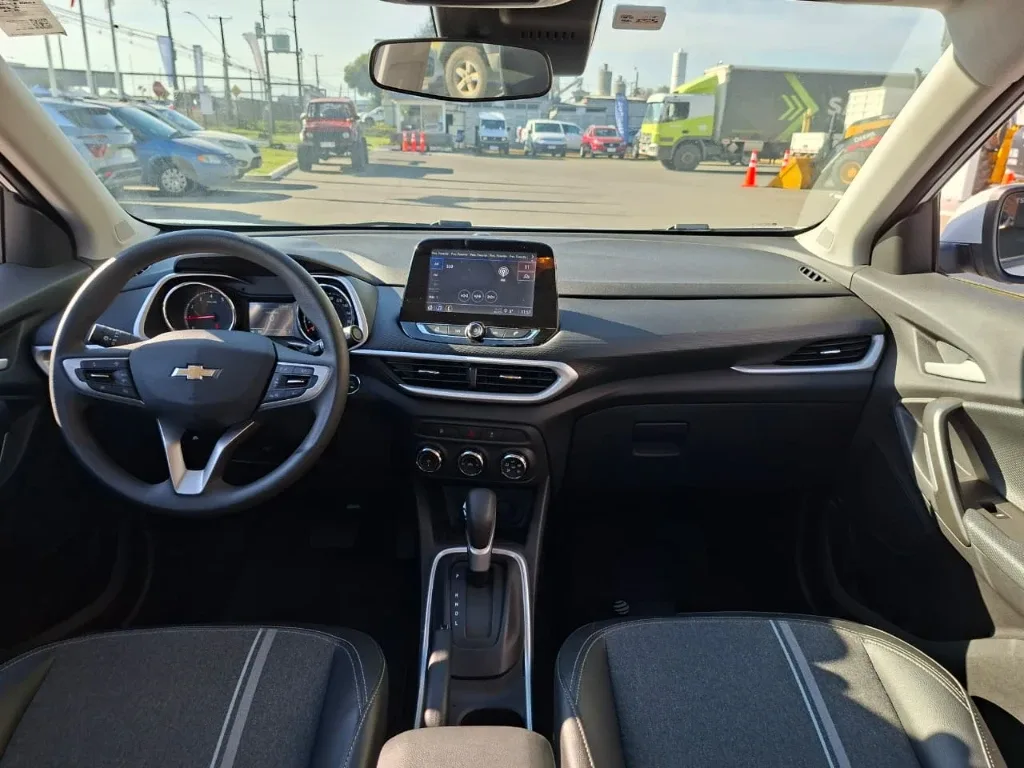 Chevrolet Tracker 1.2t Ltz R 4x2 At 5p año 2025