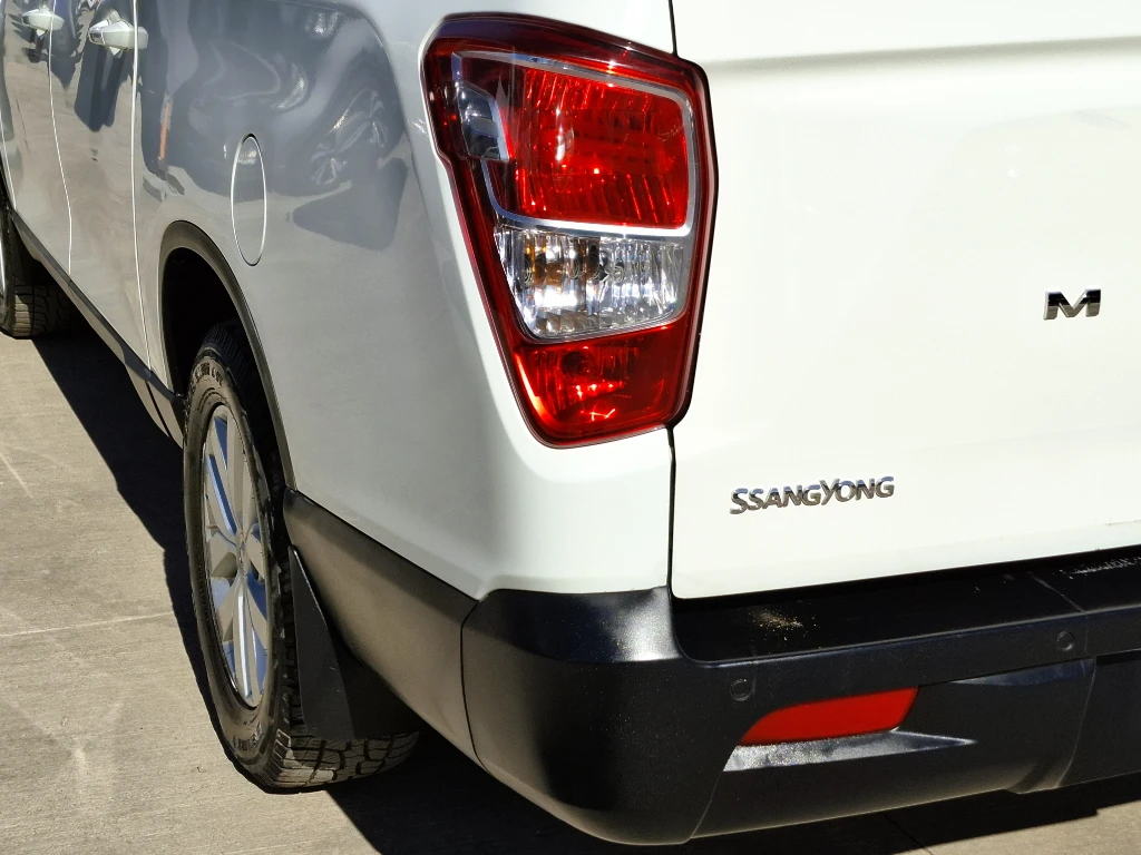 Ssangyong Grand Musso Grand Musso 2.2 4x4 Mt Full-Ql712 año 2023