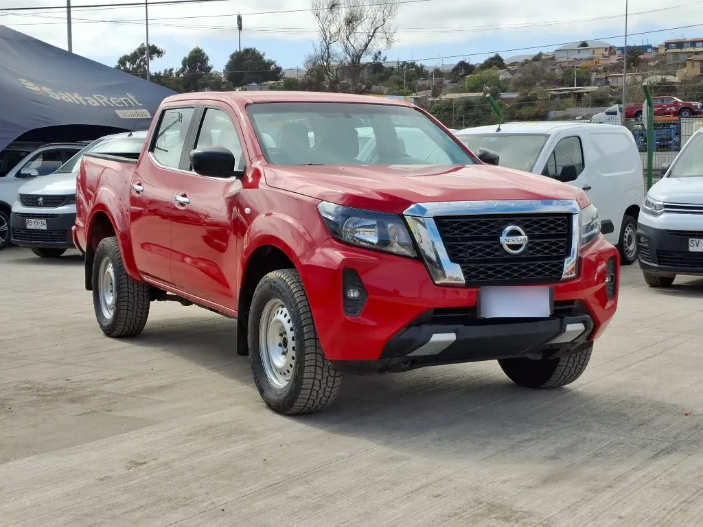 Nissan Navara Navara Dc 4x2 2.3tdi Se año 2023