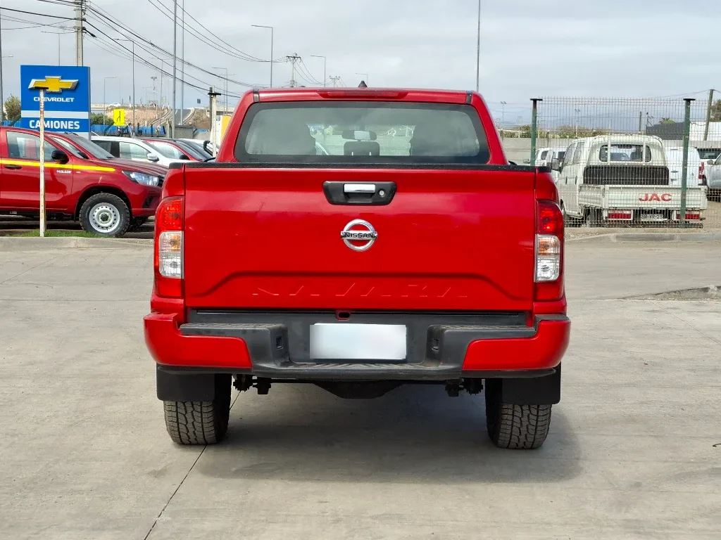 Nissan Navara Navara Dc 4x2 2.3tdi Se año 2023