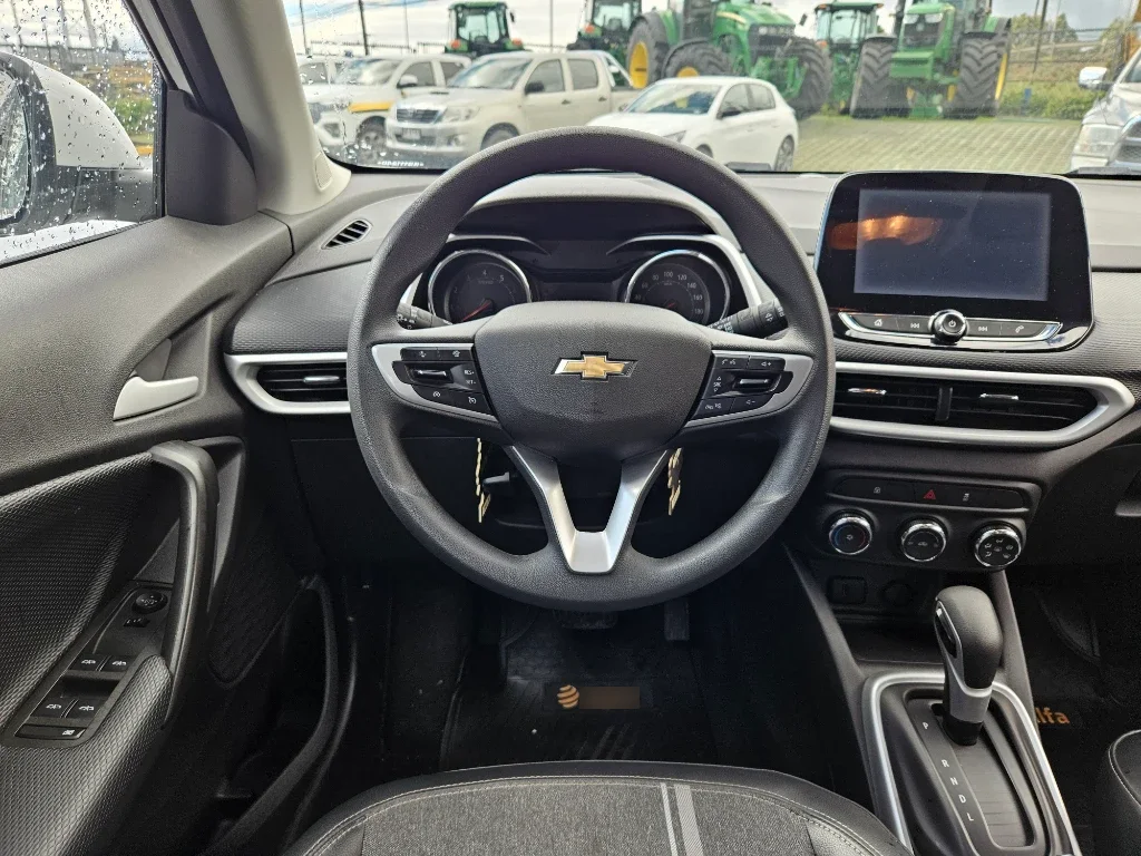 Chevrolet Tracker 1.2t Ltz R 4x2 At 5p año 2025