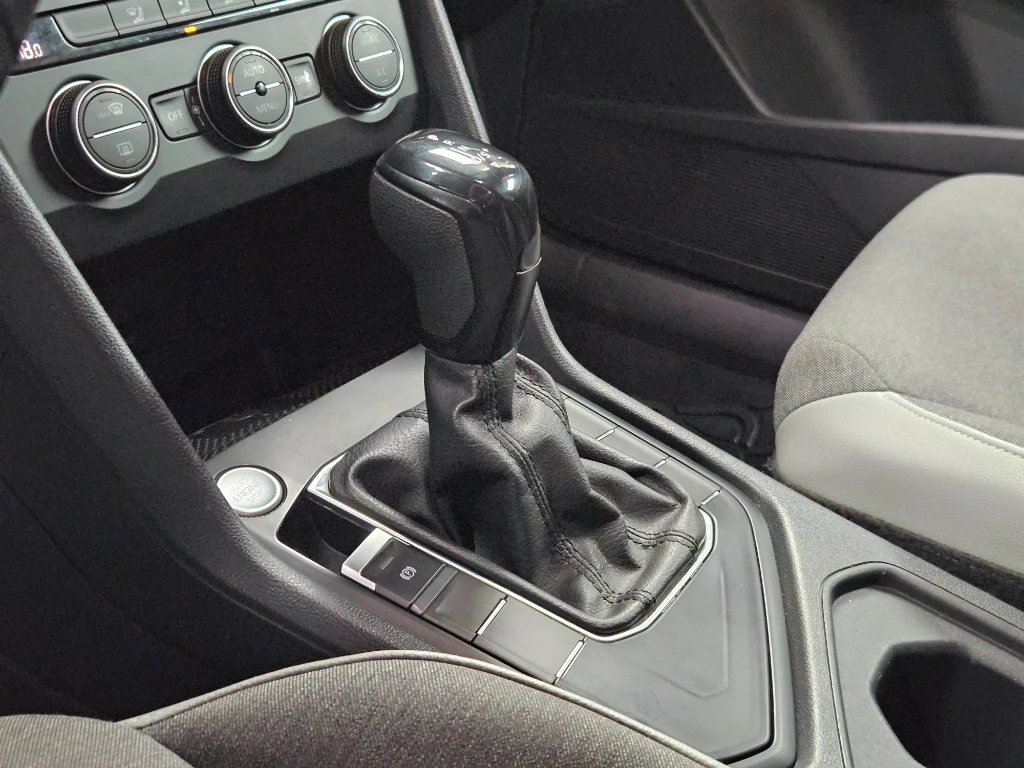 Volkswagen Taos 1.4 Tsi At Comfortline año 2022