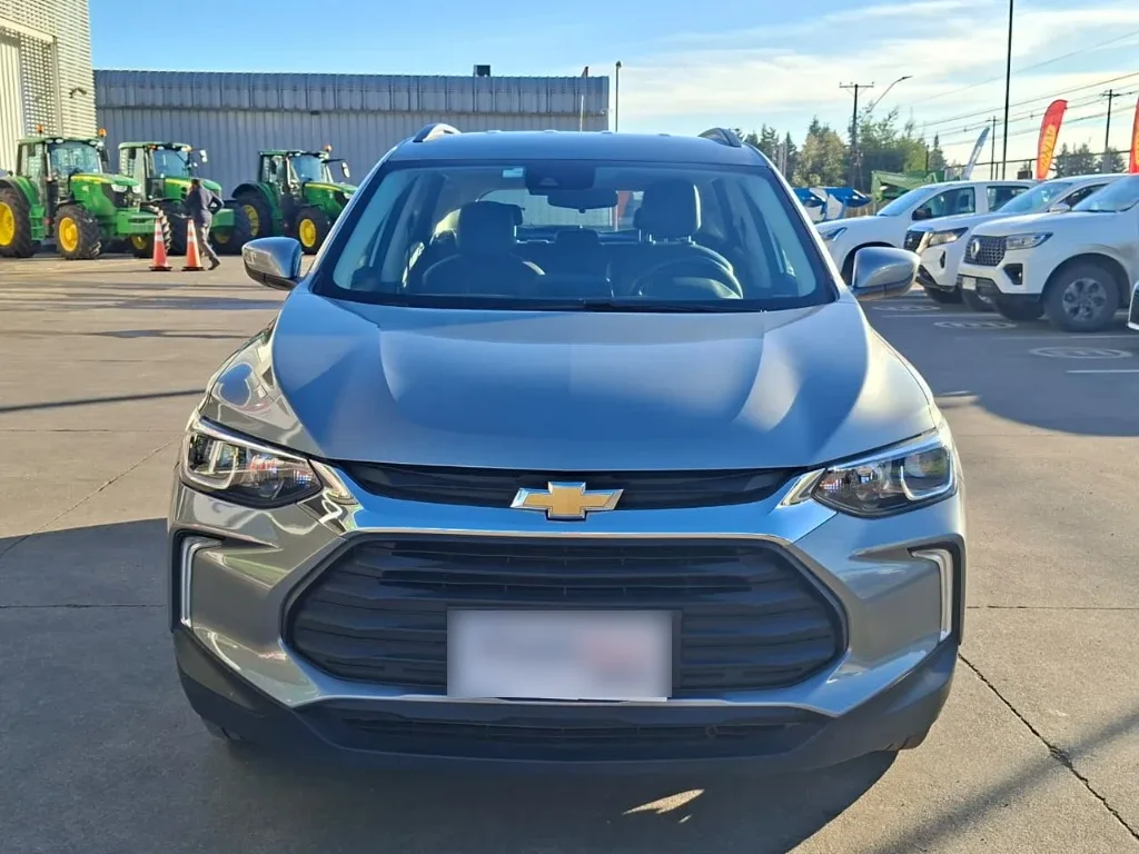 Chevrolet Tracker 1.2t Ltz R 4x2 At 5p año 2025