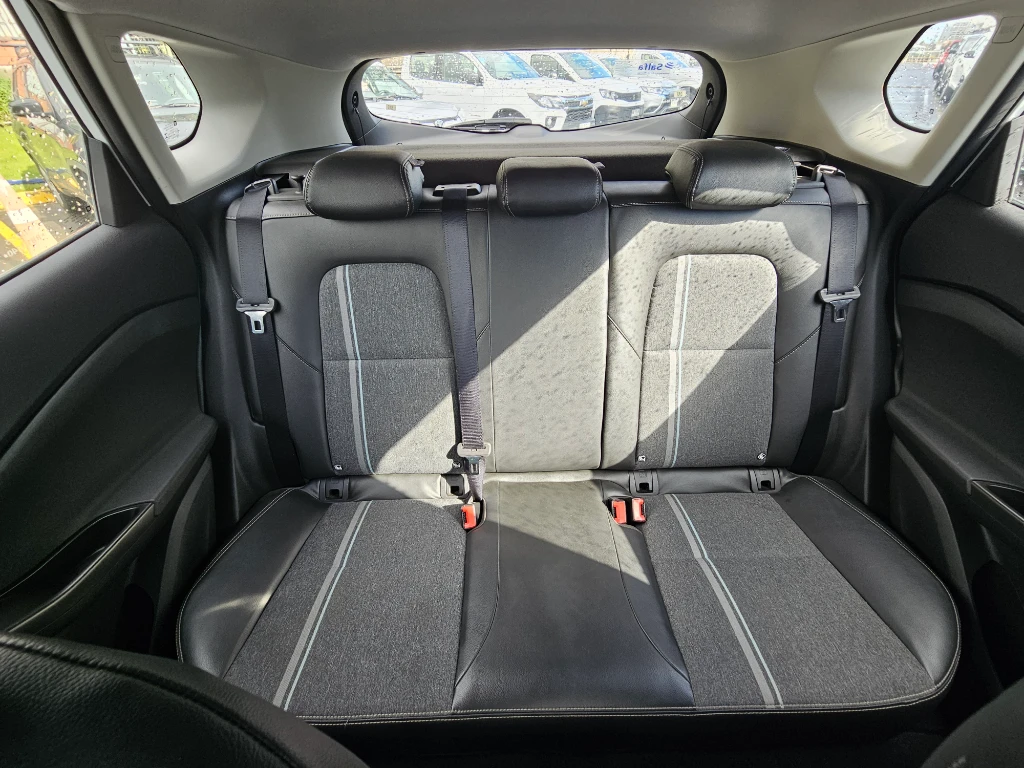 Chevrolet Tracker 1.2t Ltz R 4x2 At 5p año 2025