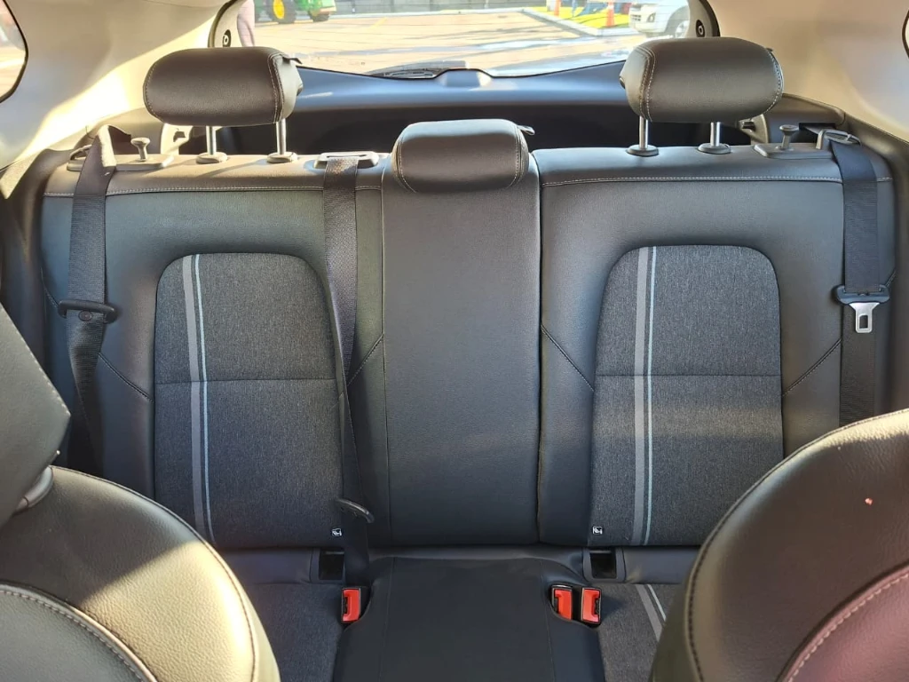 Chevrolet Tracker 1.2t Ltz R 4x2 At 5p año 2025