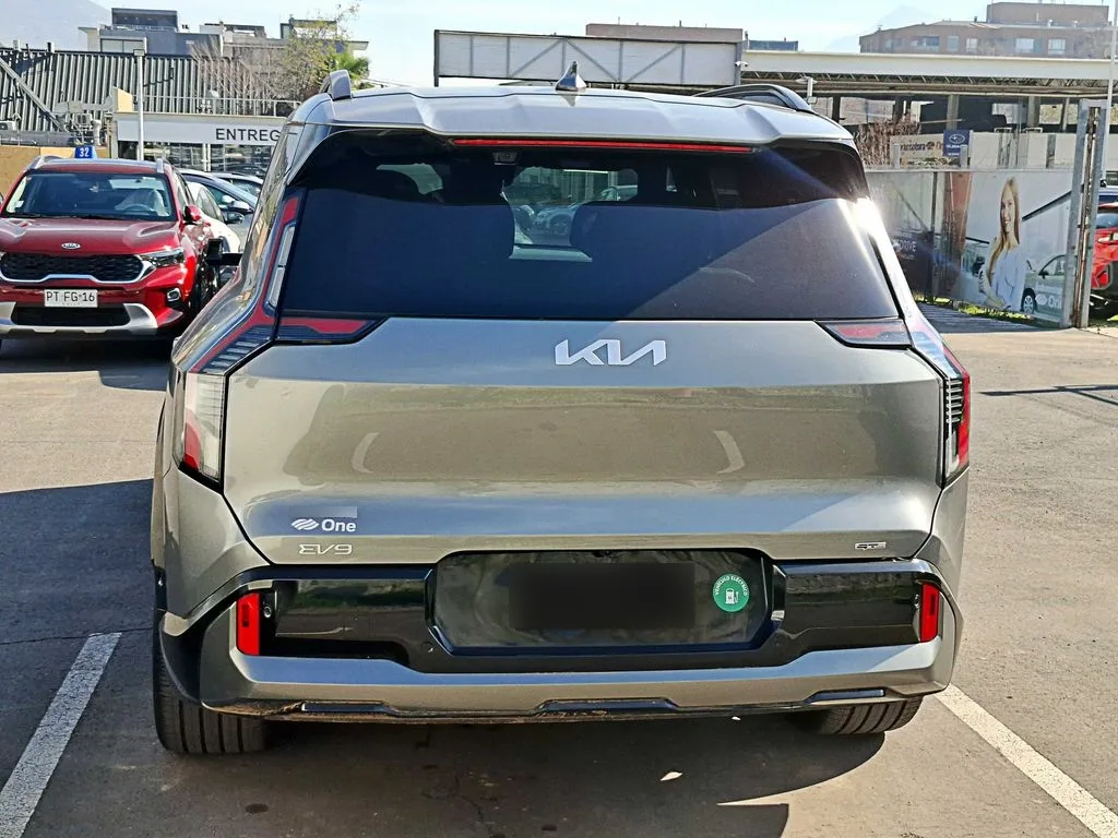 Kia Ev9 V Gt Line 4x4 At año 2025