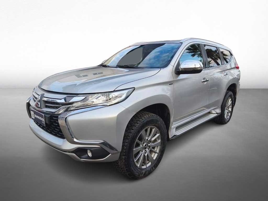 Mitsubishi Montero Sport 2.4 Aut 4x2 Diesel año 2020