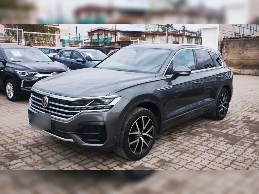 Volkswagen Touareg 3.0 V6 Tdi Diesel R-Line 4wd At 5p año 2019