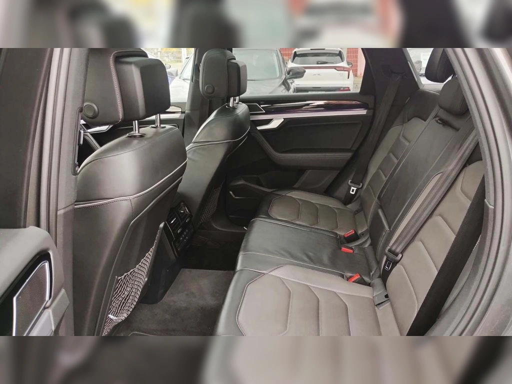 Volkswagen Touareg 3.0 V6 Tdi Diesel R-Line 4wd At 5p año 2019