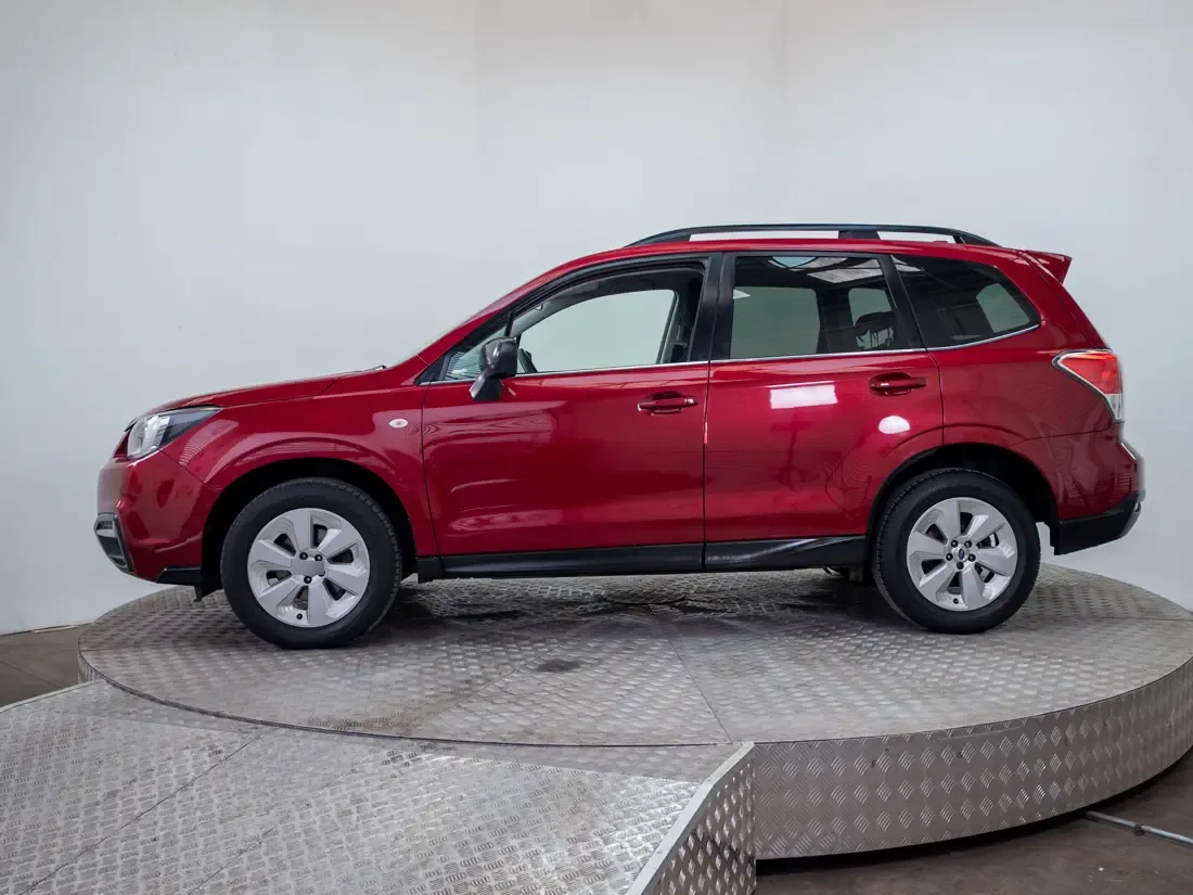 Subaru Forester 2.0 Cvt X At 4x4 año 2018