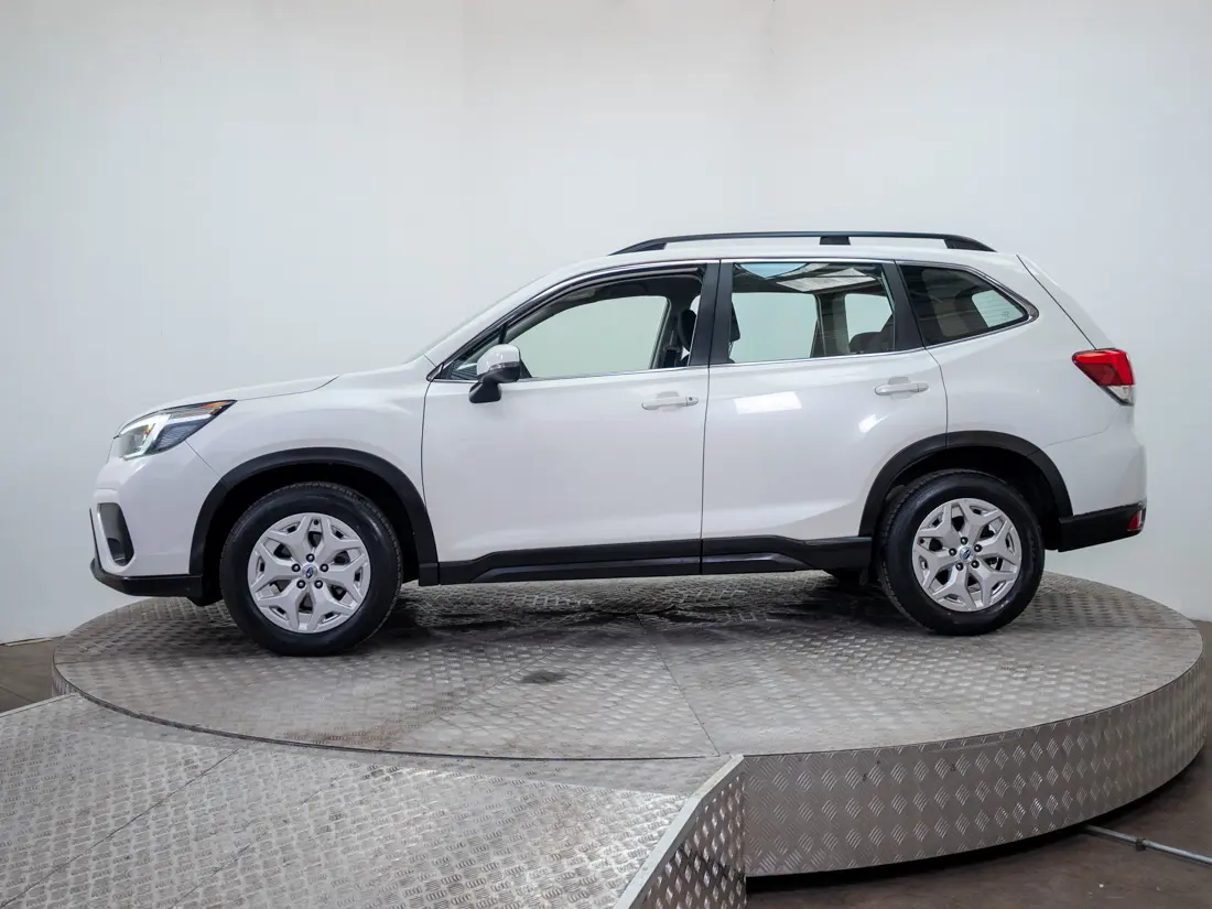Subaru Forester 2.0 Awd X At 4x4 año 2020