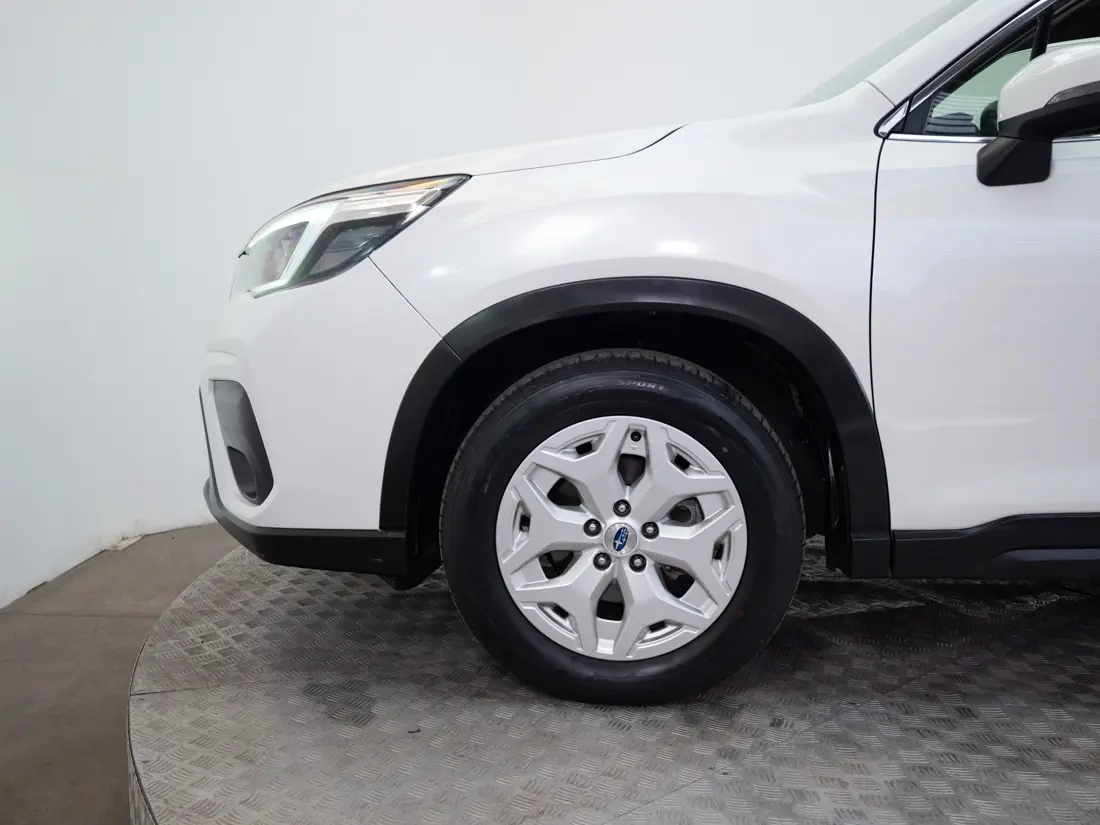 Subaru Forester 2.0 Awd X At 4x4 año 2020