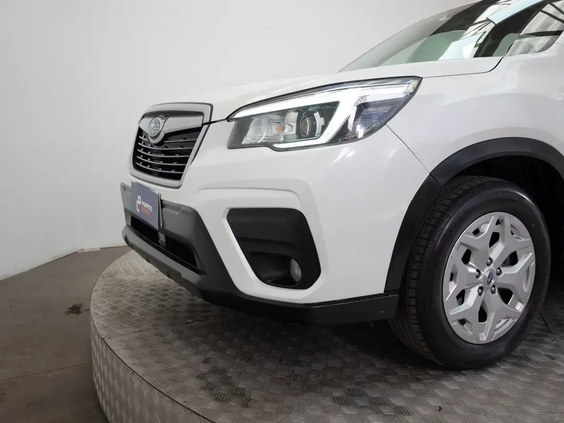 Subaru Forester 2.0 Awd X At 4x4 año 2020