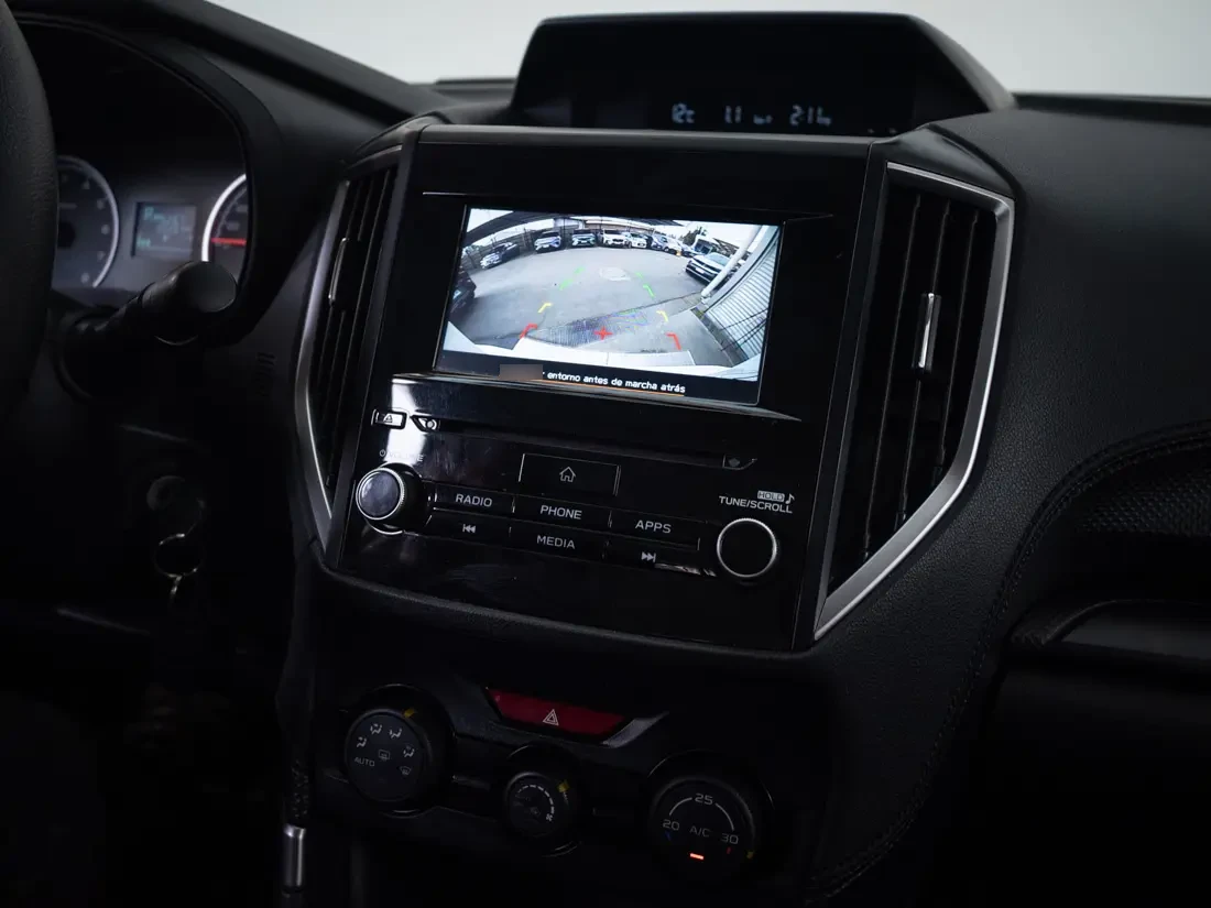 Subaru Forester 2.0 Awd X At 4x4 año 2020