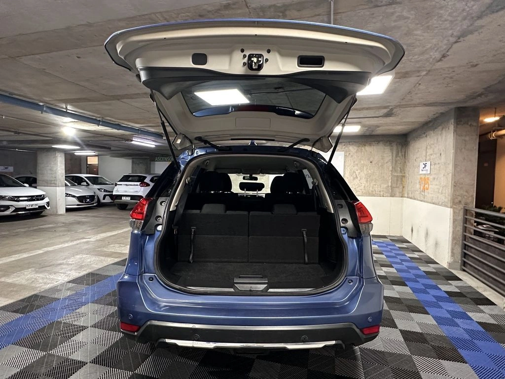Nissan X-Trail 2.5 Drive 4x2 At 5p año 2021