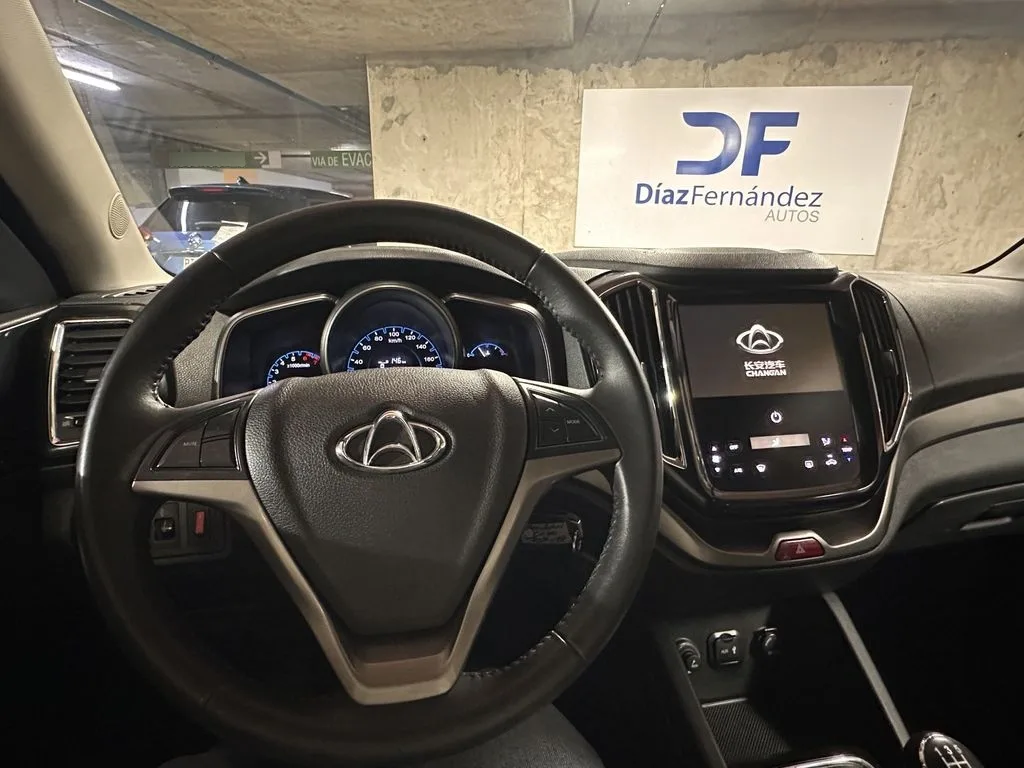 Changan Cx70 1.6 Comfort 4x2 Mt 5p año 2022