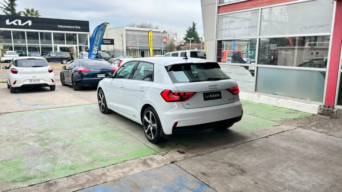 Audi A1 Sportback 30 Tfsi 1.0 Aut año 2022