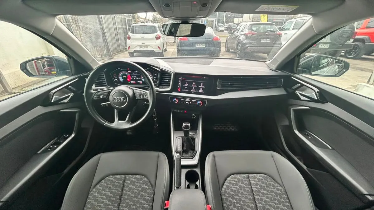 Audi A1 Sportback 30 Tfsi 1.0 Aut año 2022
