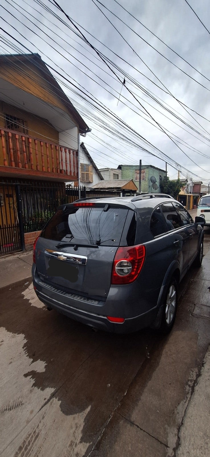CHEVROLET CAPTIVA 2.4 Ls 6ab Mt 4x2 año 2012