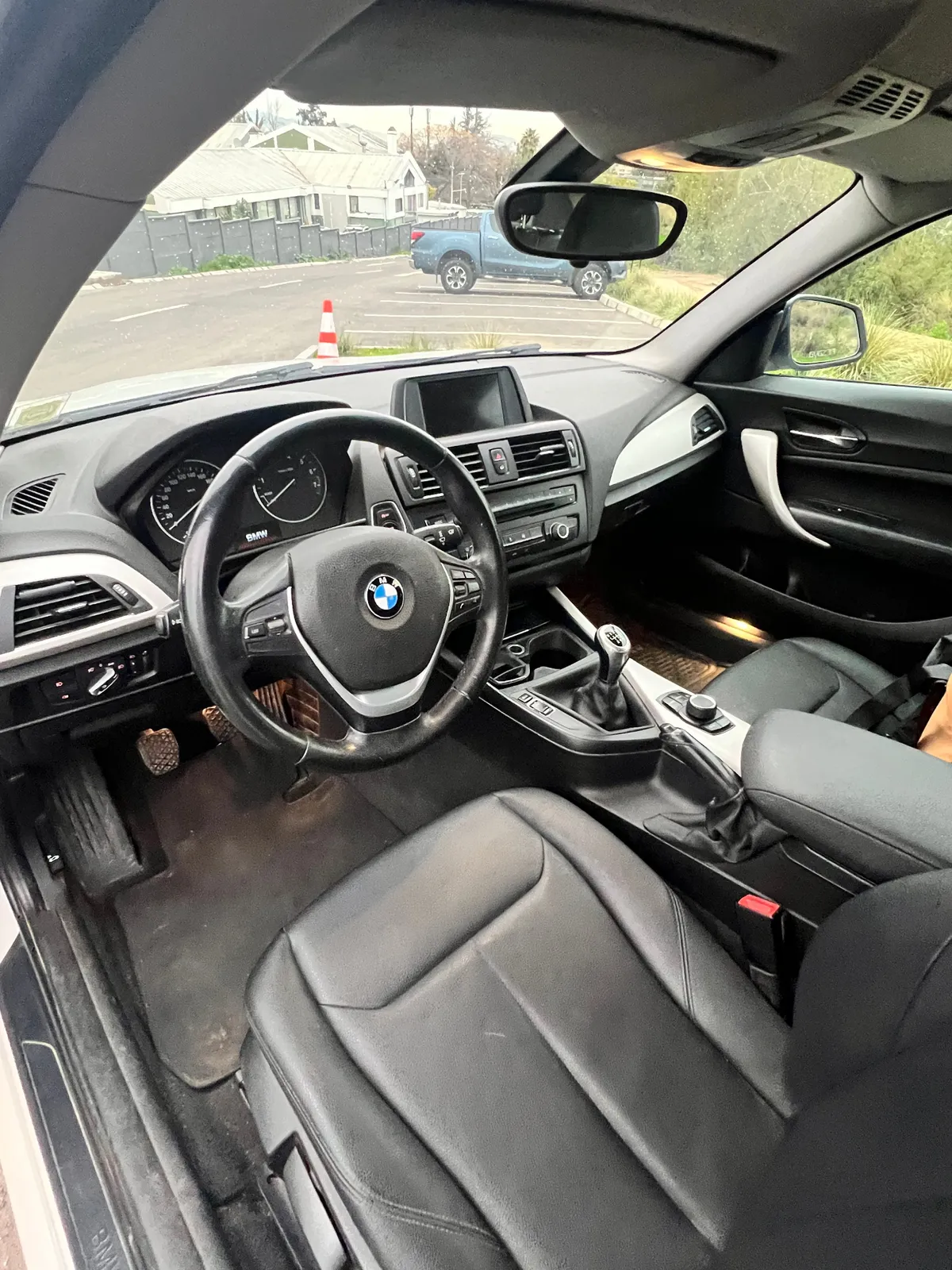 BMW 114 1.6 I Black & White Sunroof Mt año 2014