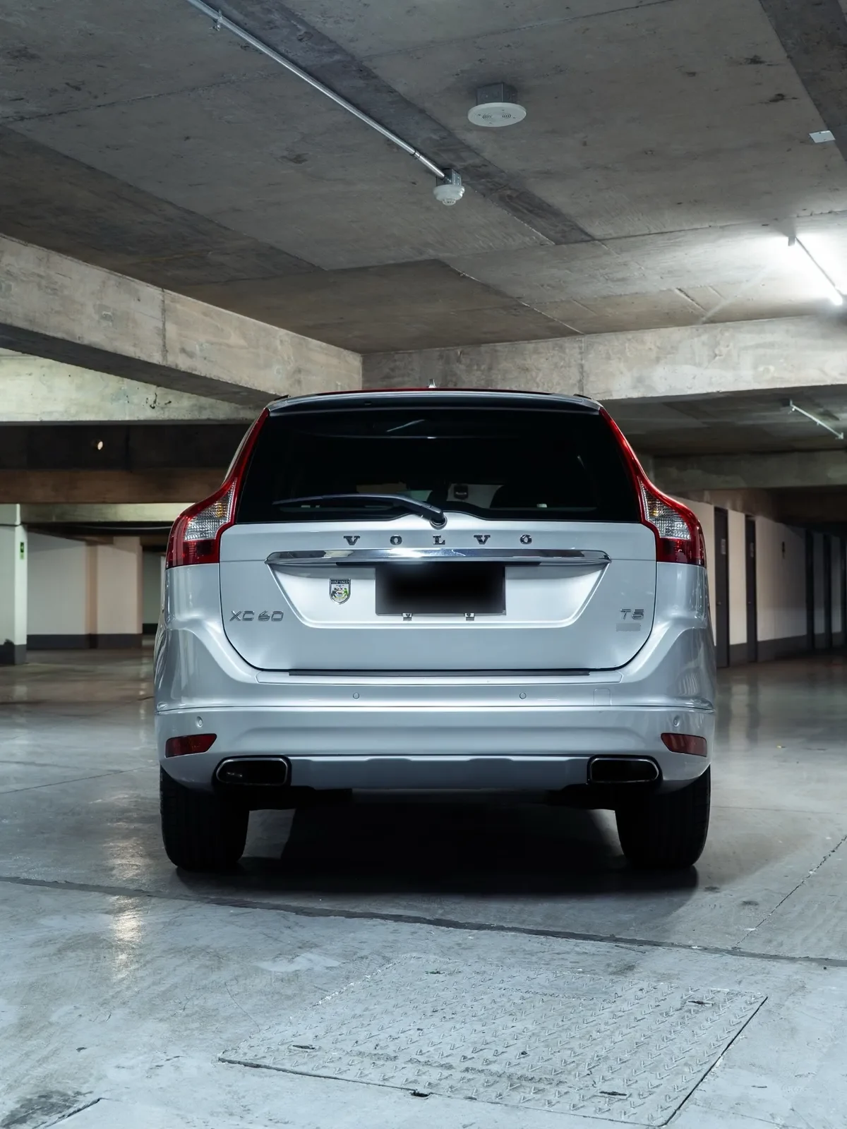 Volvo Xc60 2.0 D4 Kinetic At 4x4 Diesel año 2018